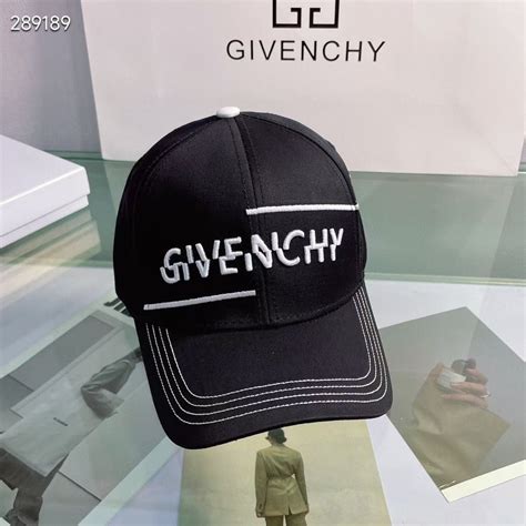 Sombreros de Givenchy para hombre 